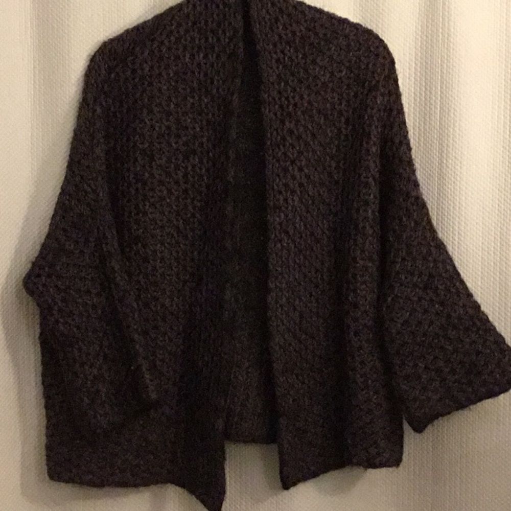 Womens’s Elsamanda crochet 3/4 sleeve cardigan